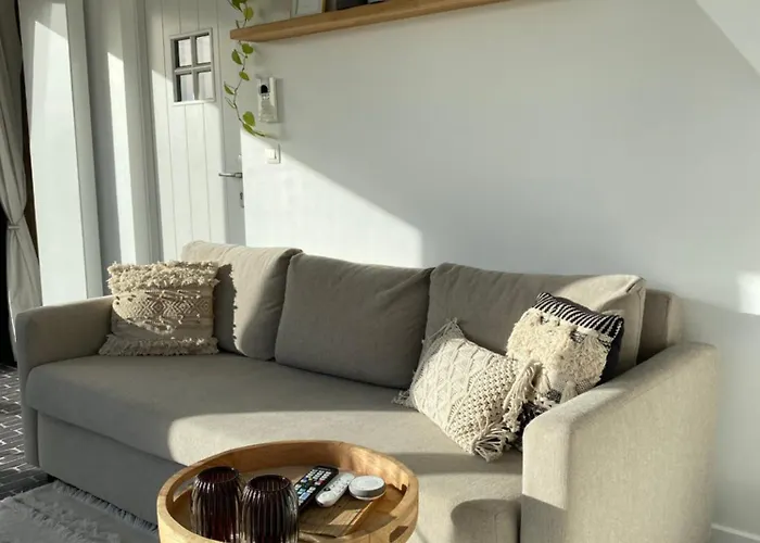 The Conservatory Cosy & Romantic Little House - Central Between Gent Antwerpen Brussel & Brugge