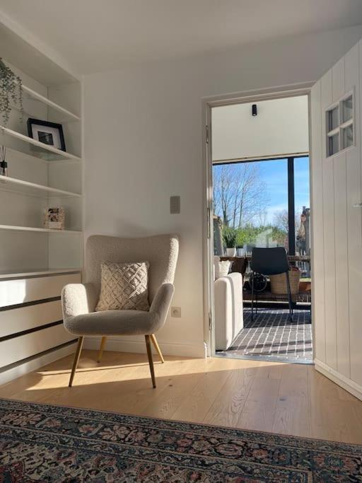 The Conservatory Cosy & Romantic Little House - Between Gent Antwerpen Brussel & Brugge *