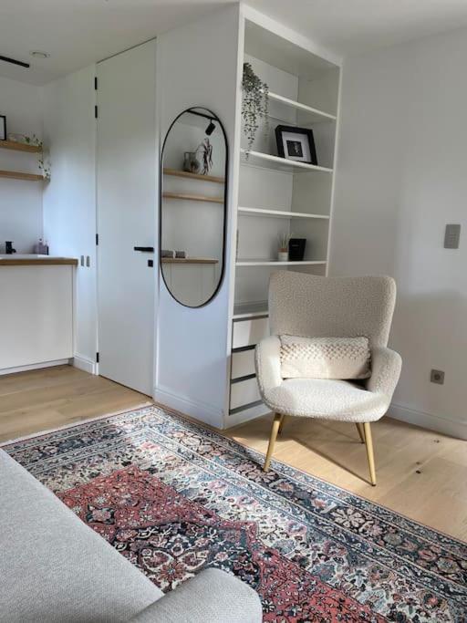 The Conservatory Cosy & Romantic Little House - Between Gent Antwerpen Brussel & Brugge